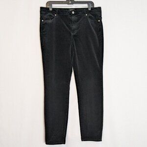 Brand: WELL WORN, Black Velour, Stretch Slim Fit High Rise Jeans; Size 14/34
